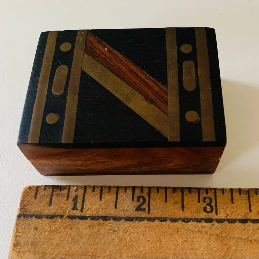 Wooden box